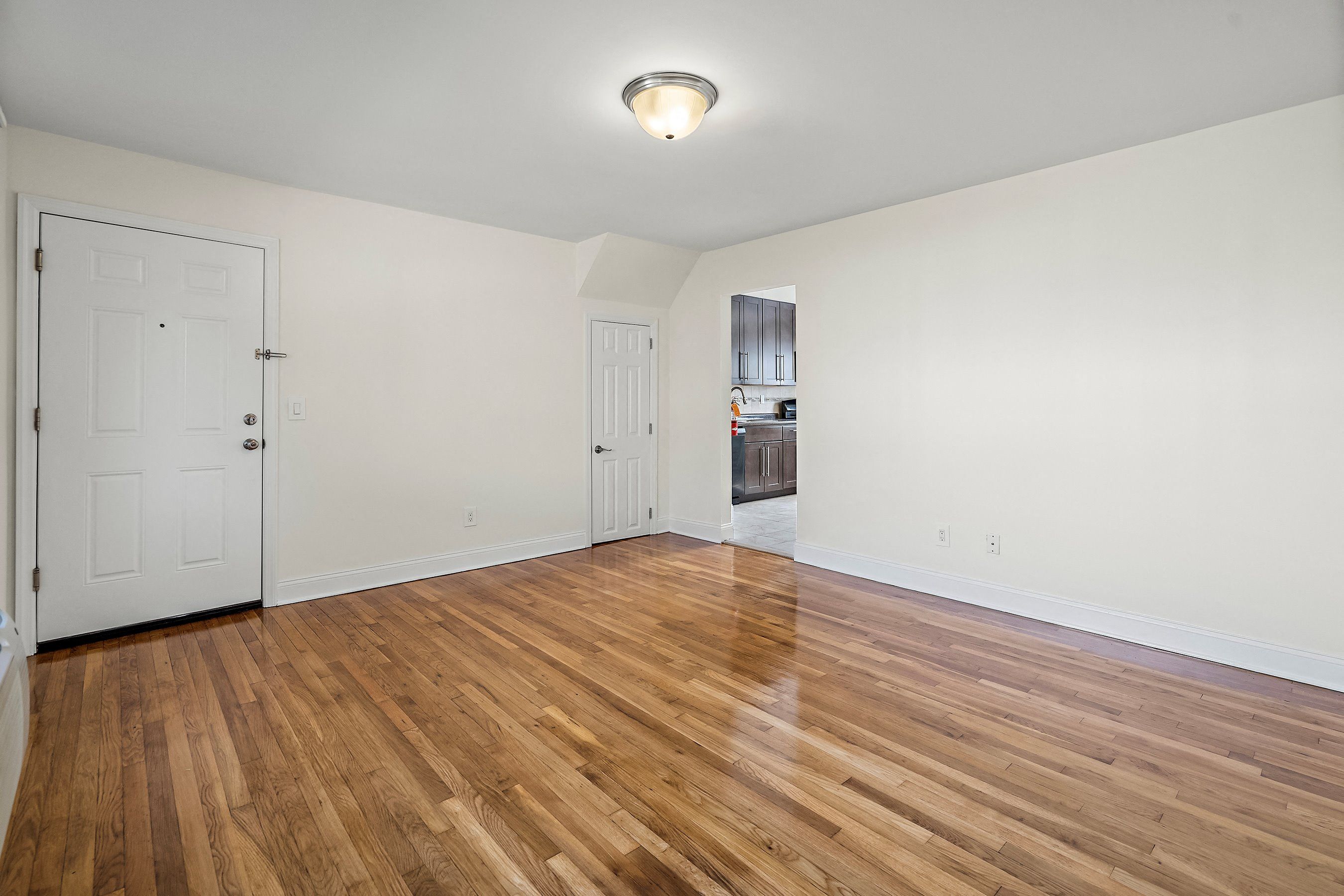 Gallery Photo 6